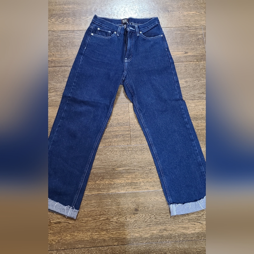 BDG Urban Outfitters cowboy Jean size 28